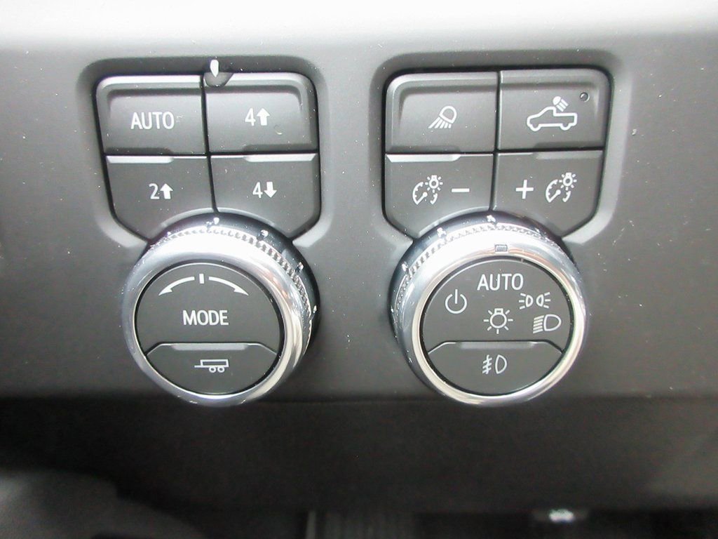 New 2026 GMC Sierra 1500 AT4 w/ AT4 Premium Package image 18