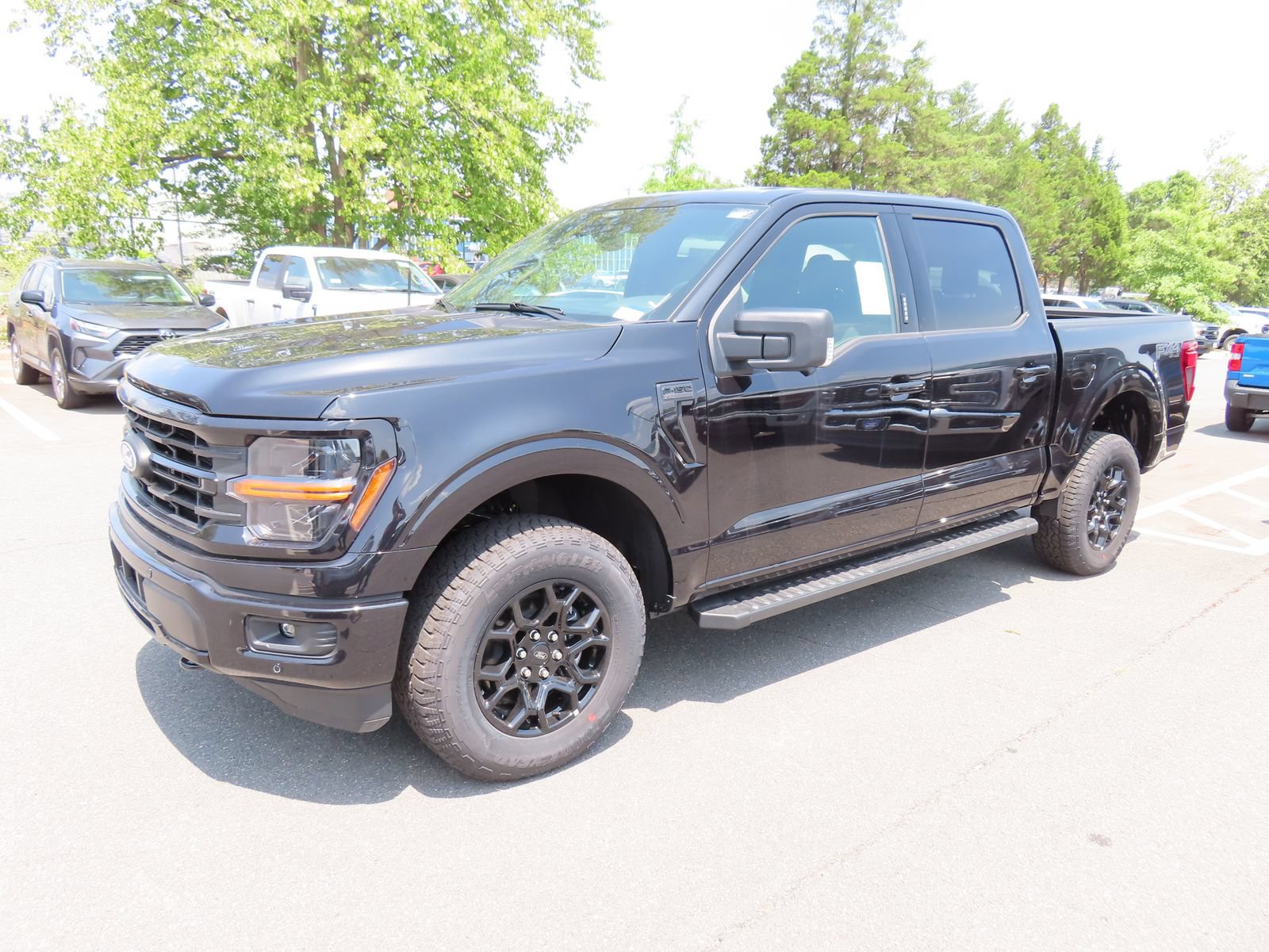 New 2026 Ford F150 XLT w/ Equipment Group 302A MID AWD/4WD image 3