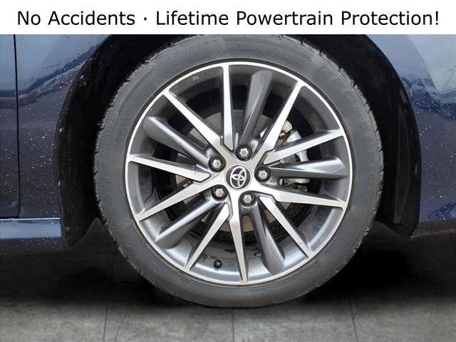 Used 2022 Toyota Camry XLE image 9