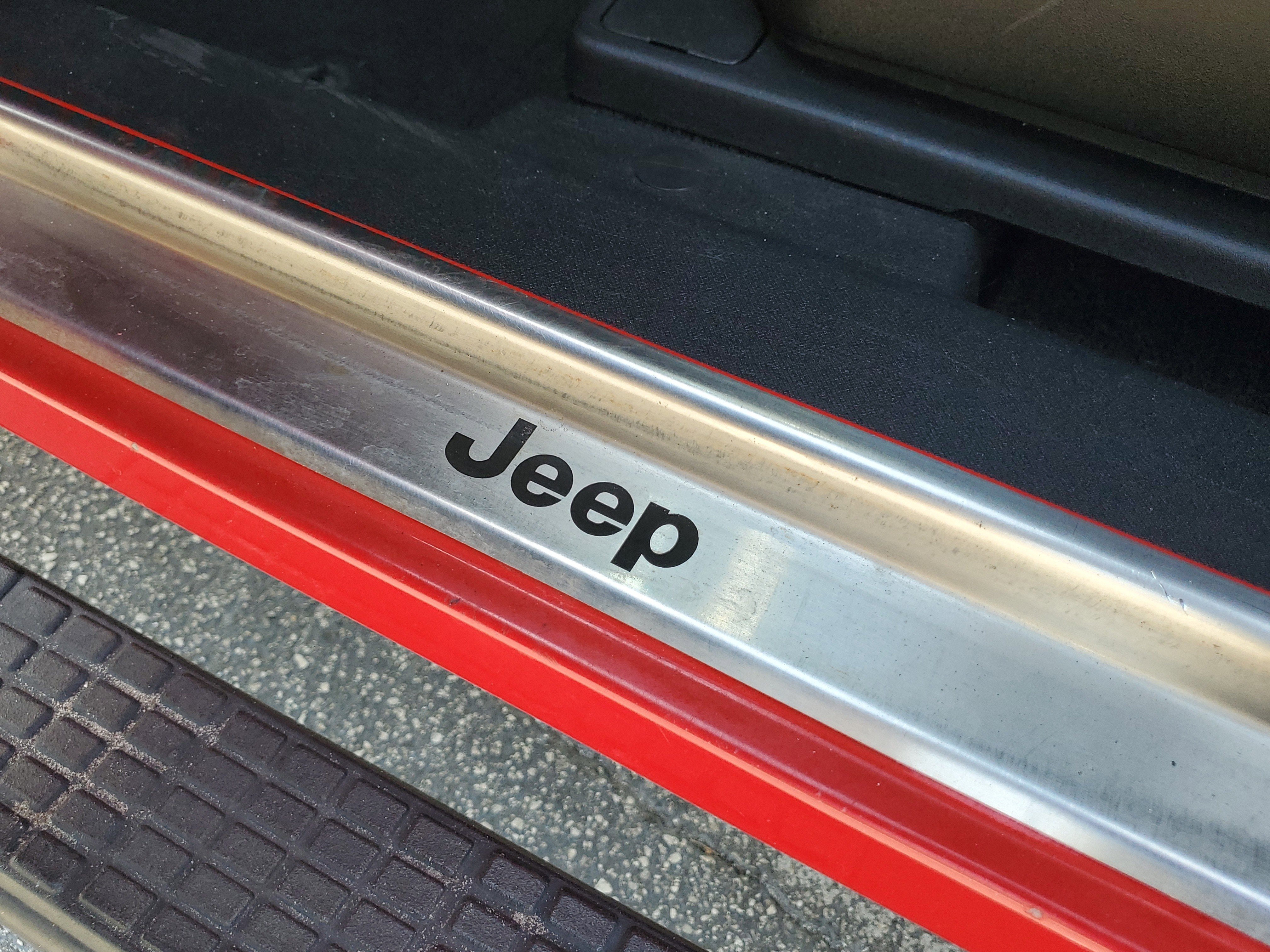 Used 2015 Jeep Wrangler Sport image 13