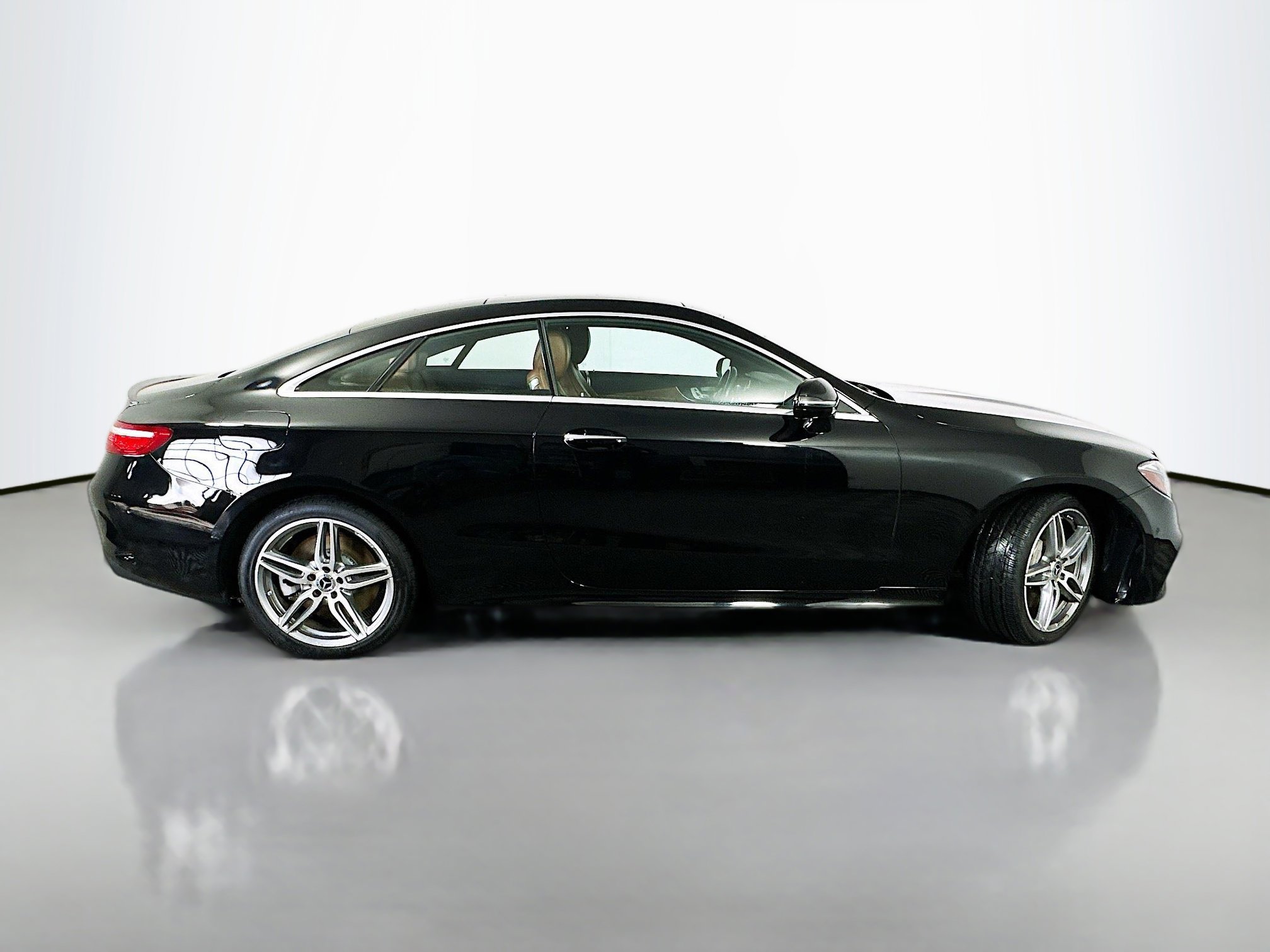 Certified 2018 Mercedes-Benz E 400 4MATIC Coupe image 8