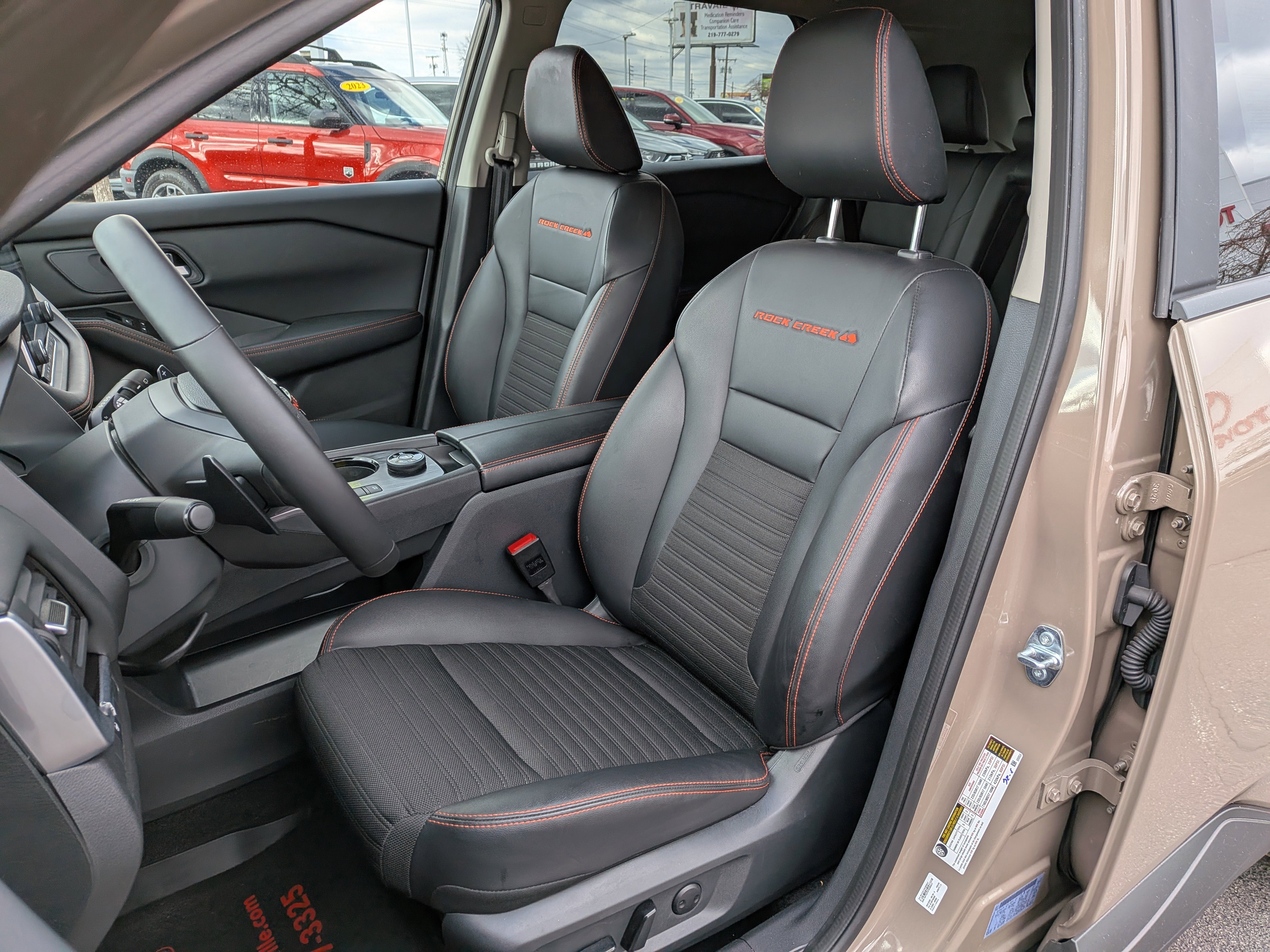 Used 2025 Nissan Rogue SV AWD/4WD image 15