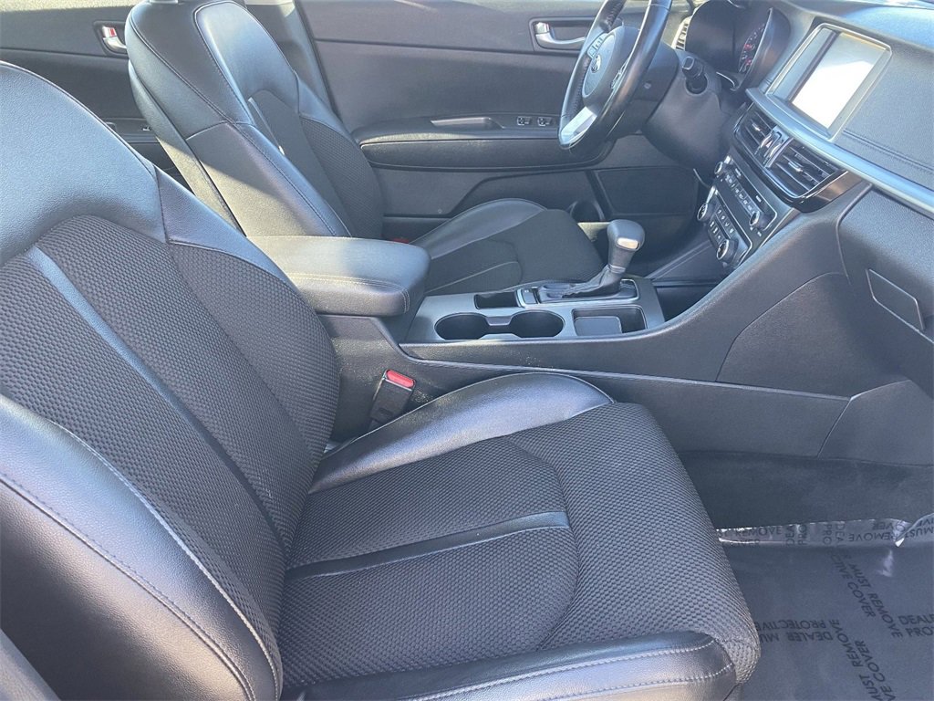 Used 2020 Kia Optima S image 12