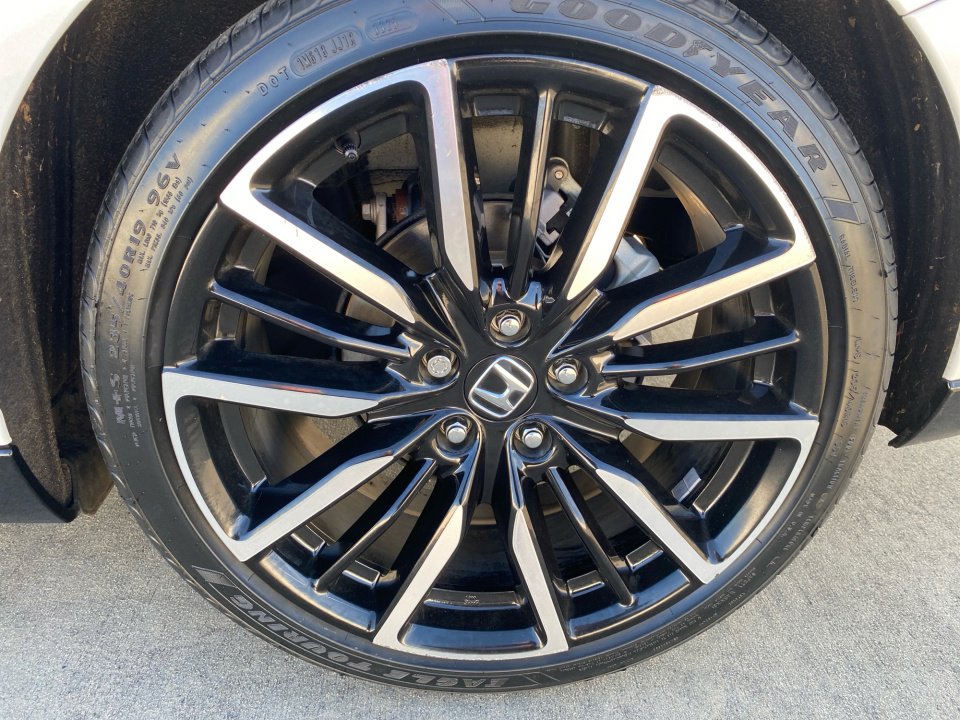 Certified 2023 Honda Accord Touring image 26