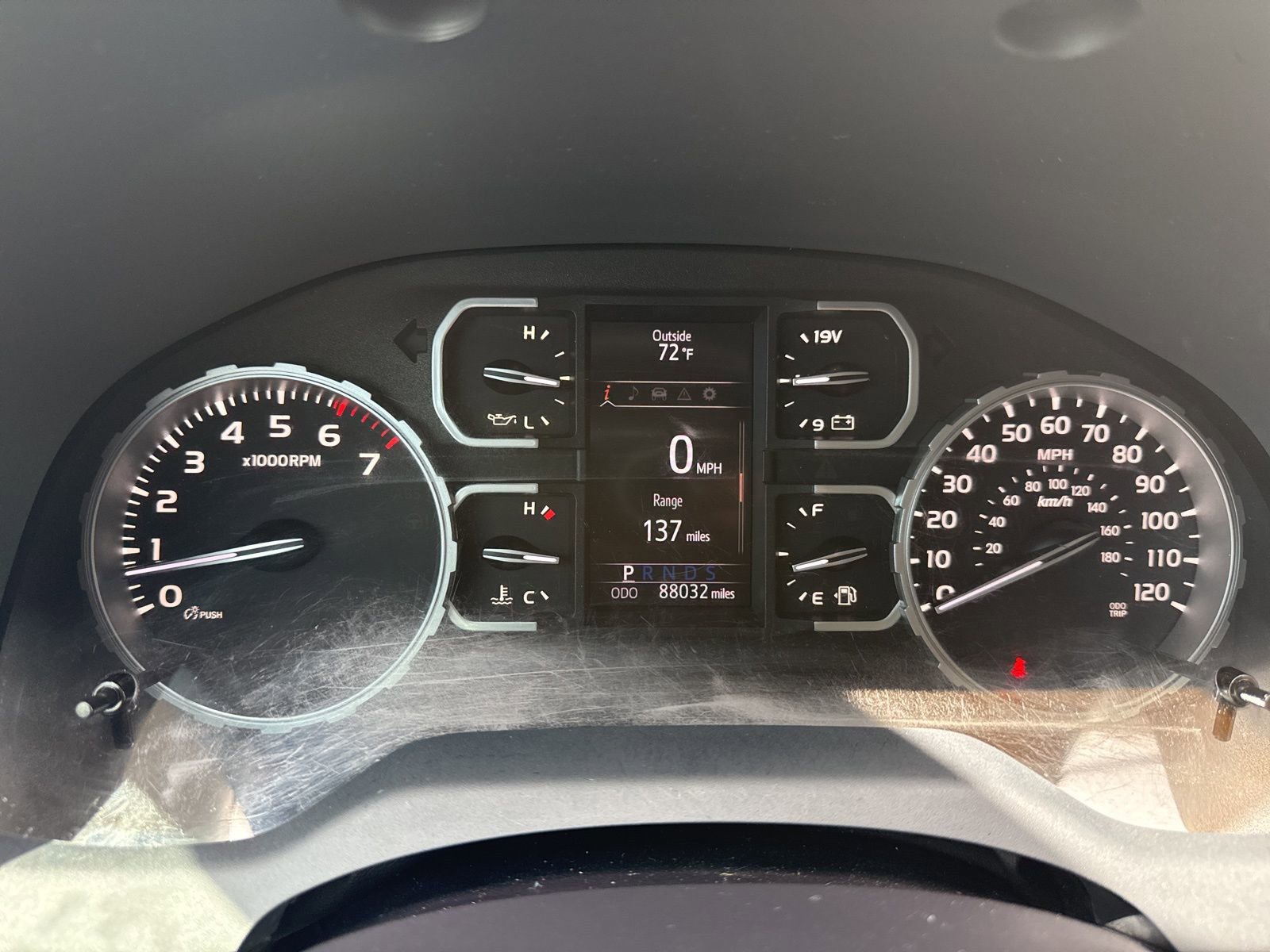 Used 2019 Toyota Tundra SR5 w/ SR5 Upgrade Package image 23