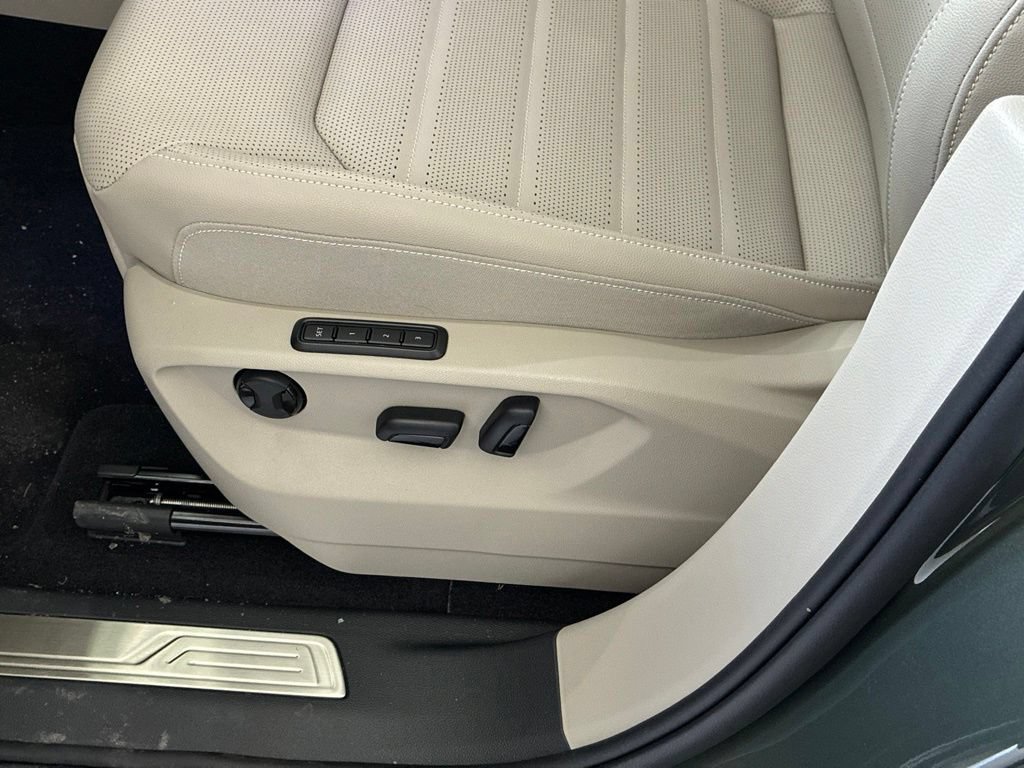 New 2026 Volkswagen Atlas SEL AWD/4WD image 10