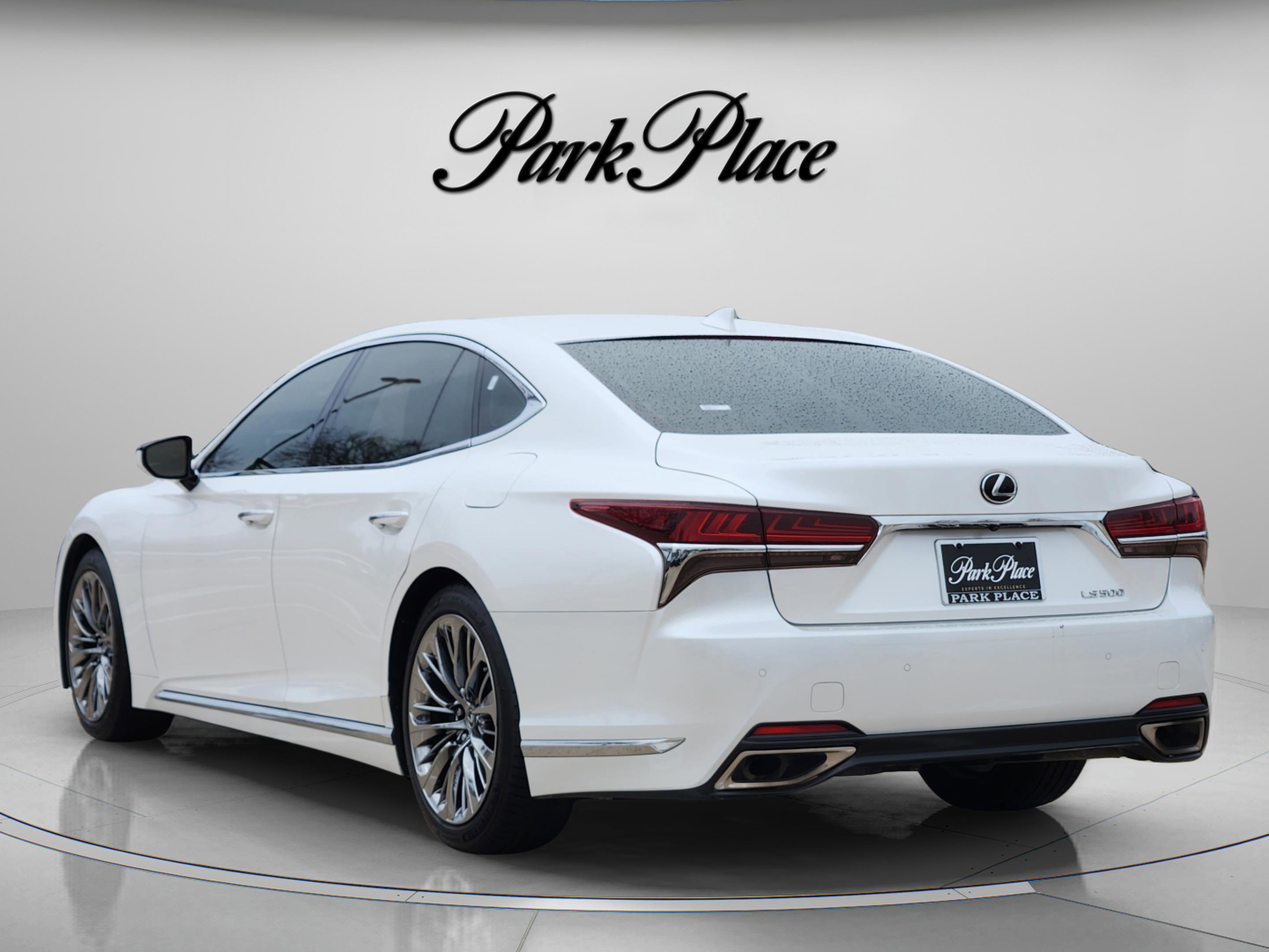 Used 2020 Lexus LS 500 w/ Interior Upgrade Package image 3