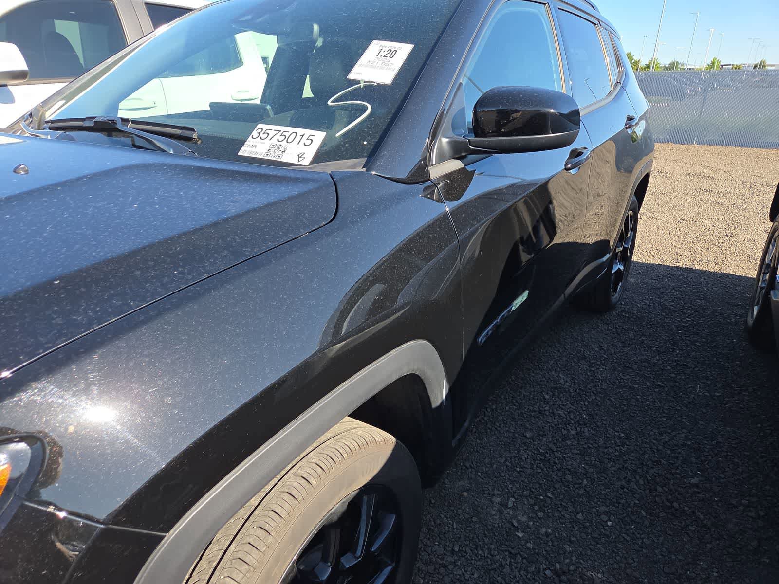 Used 2025 Jeep Compass Latitude w/ Altitude Special Edition AWD/4WD image 10