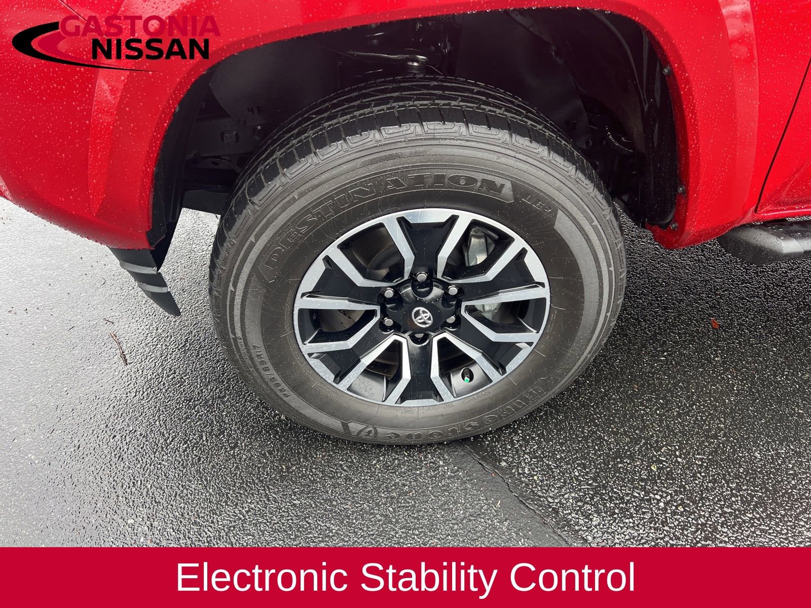 Used 2023 Toyota Tacoma TRD Sport w/ Advanced Technology Package image 9