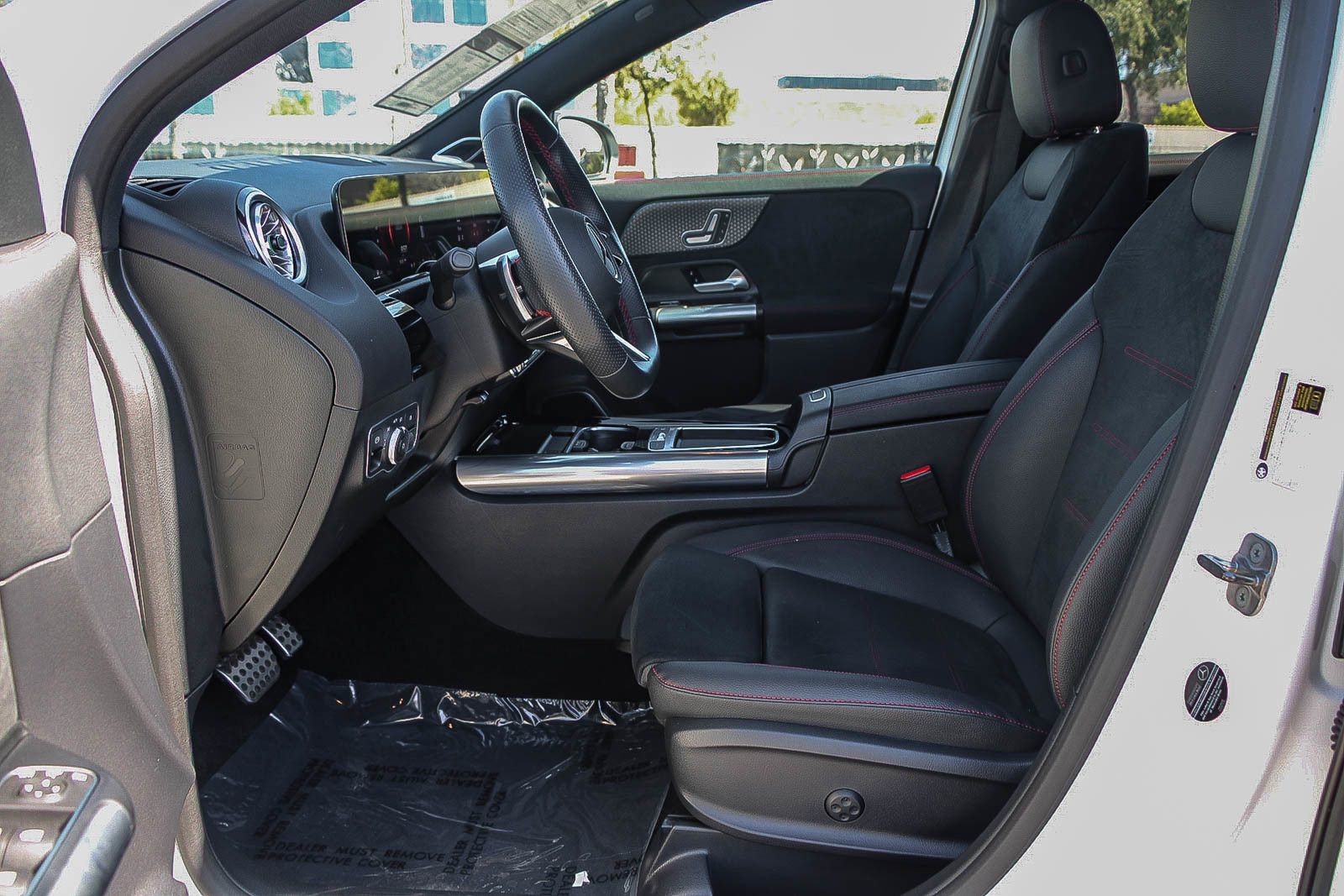 Certified 2025 Mercedes-Benz GLA 250 image 18