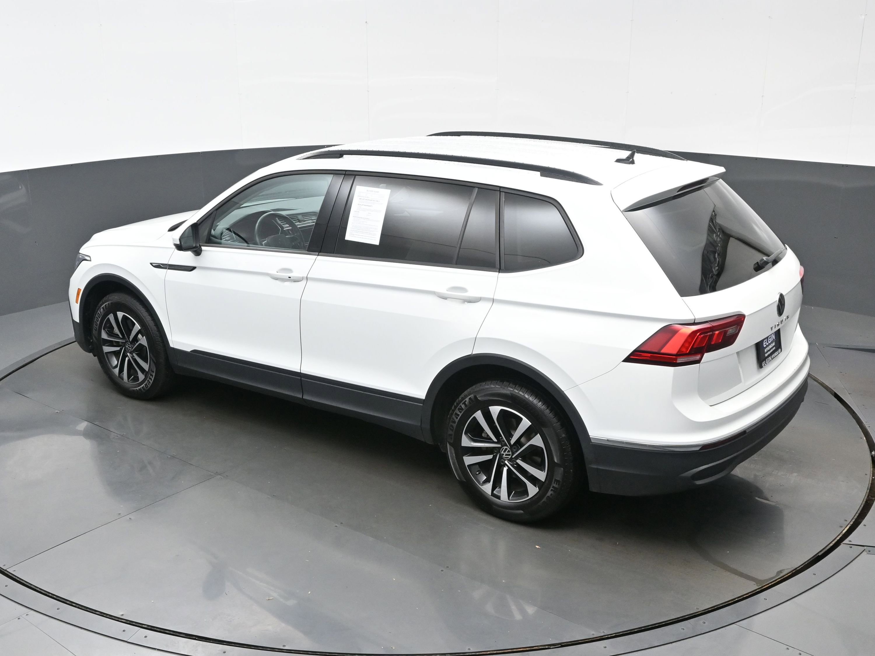 Used 2023 Volkswagen Tiguan S FWD image 33