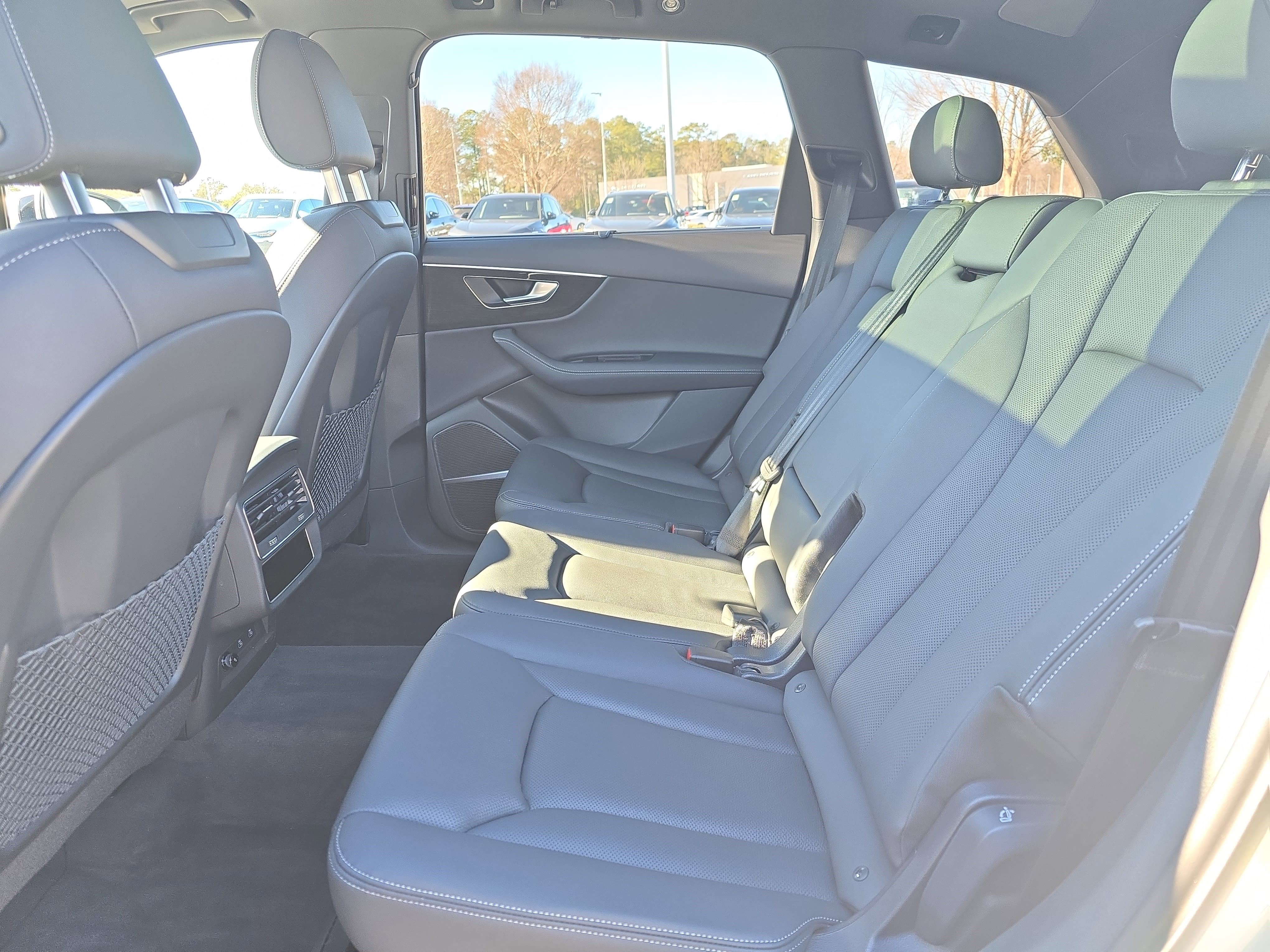 Certified 2025 Audi Q7 2.0T Premium Plus w/ Premium Plus Package image 14