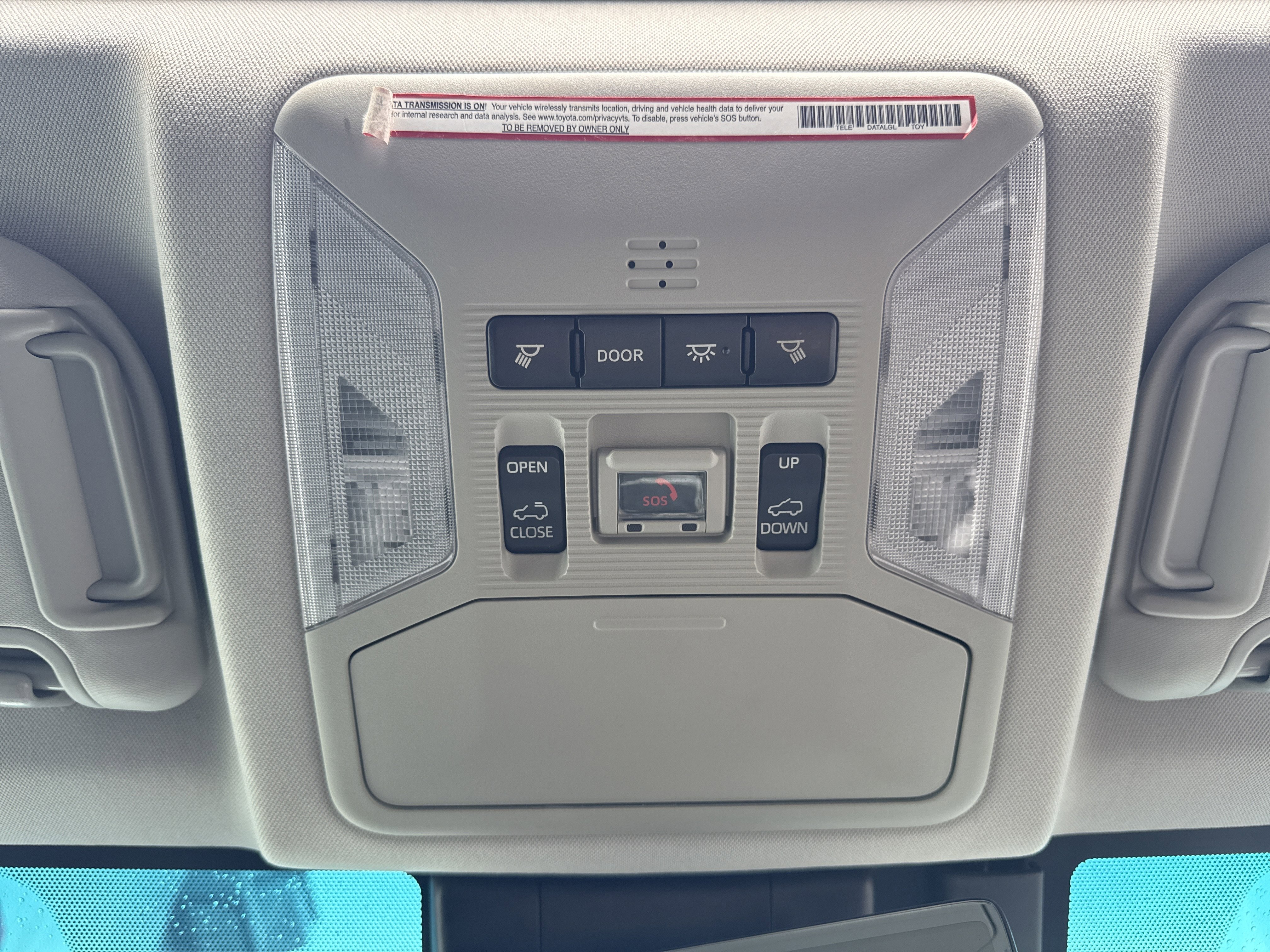 Used 2020 Toyota RAV4 XLE Premium image 37