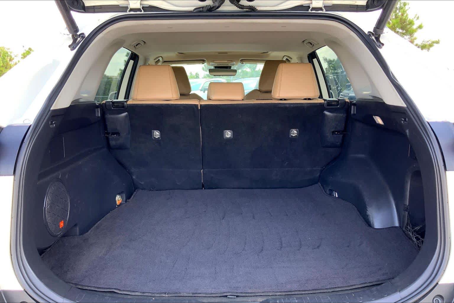 Used 2022 Toyota RAV4 Limited AWD/4WD image 34