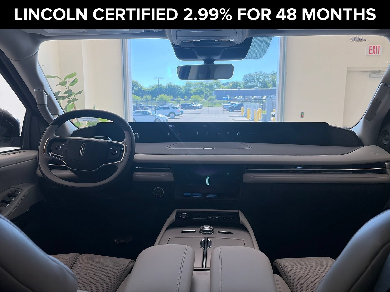 Certified 2026 Lincoln Navigator Reserve AWD/4WD image 8