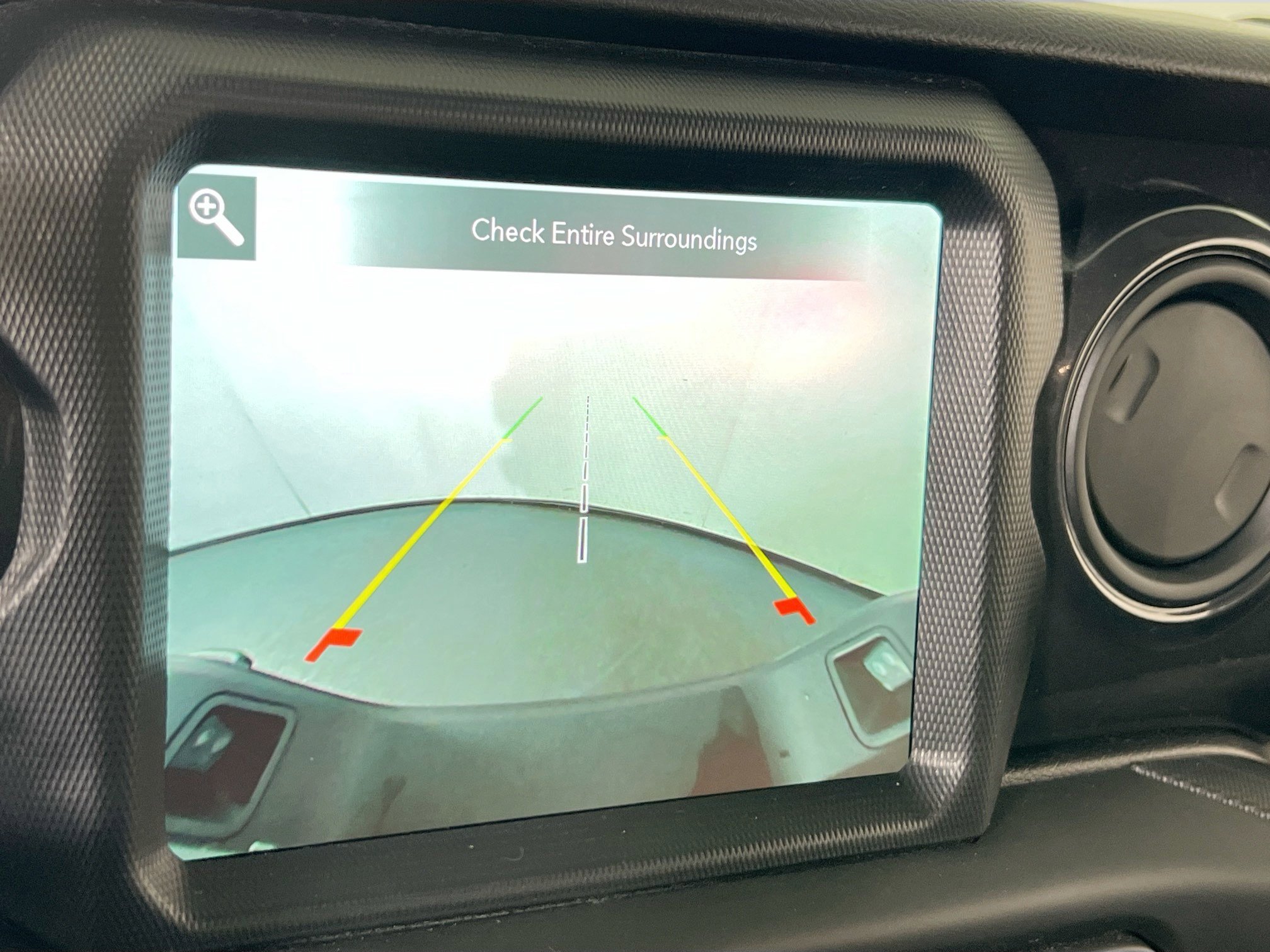 Used 2022 Jeep Gladiator Sport image 14