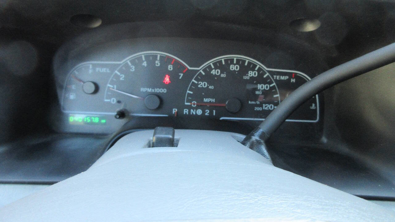 Used 2002 Ford Windstar LX image 29
