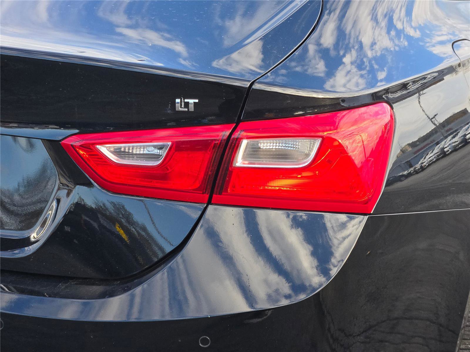 Used 2024 Chevrolet Malibu LT image 12