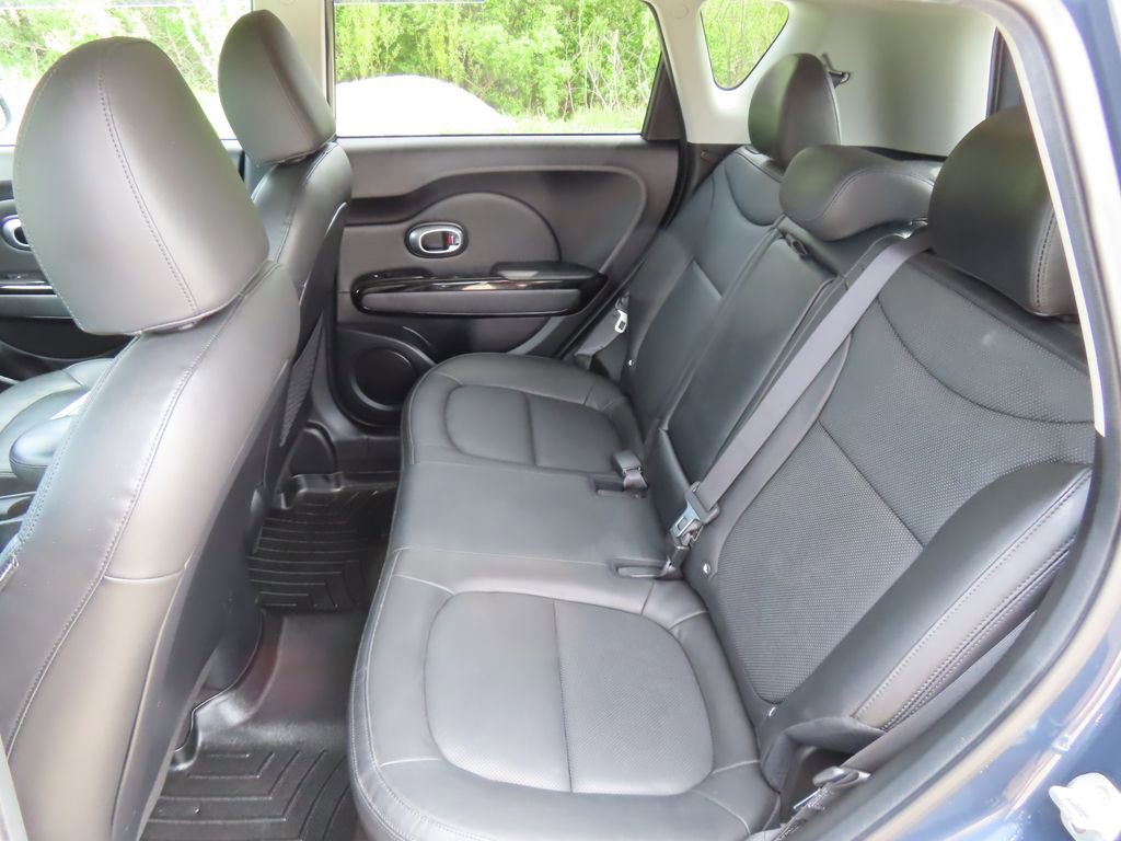 Used 2016 Kia Soul ! w/ Premium Package FWD image 34