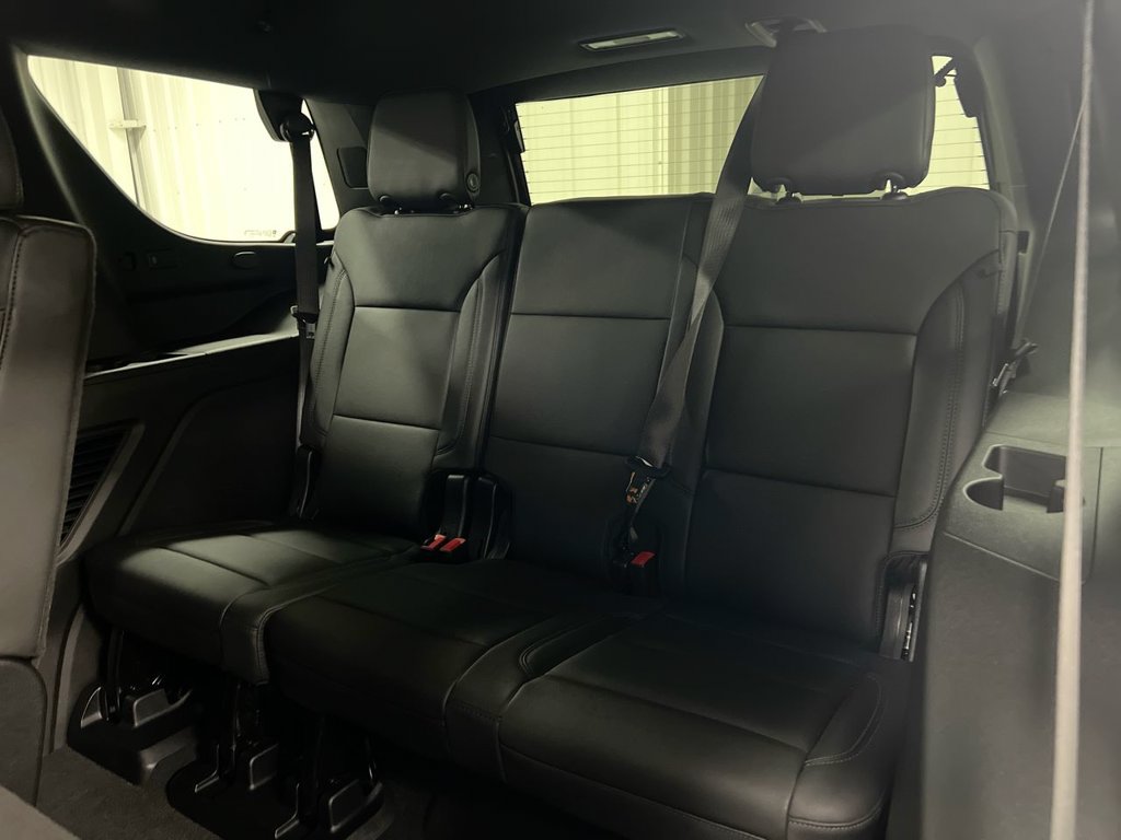 Used 2026 Chevrolet Tahoe LT AWD/4WD image 24
