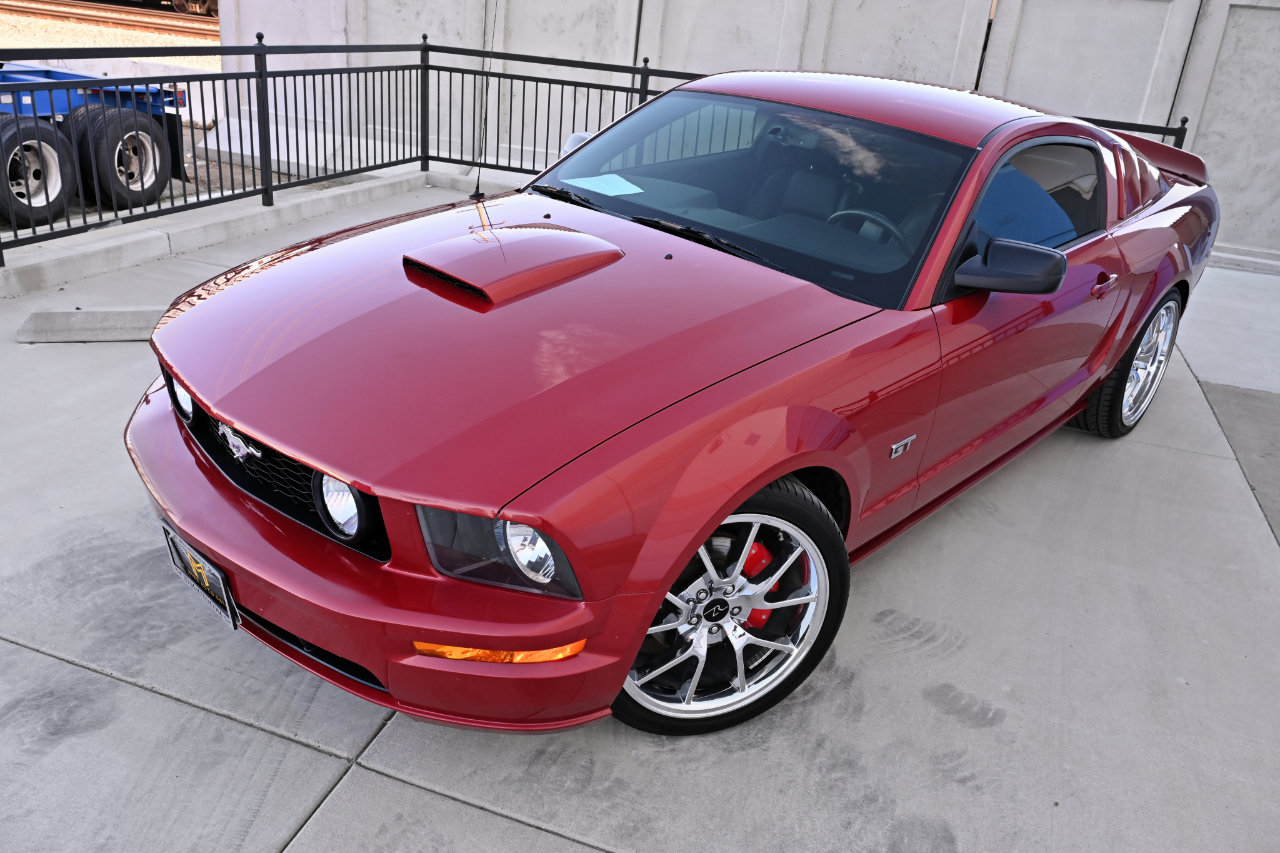 Used 2008 Ford Mustang GT Premium RWD image 25