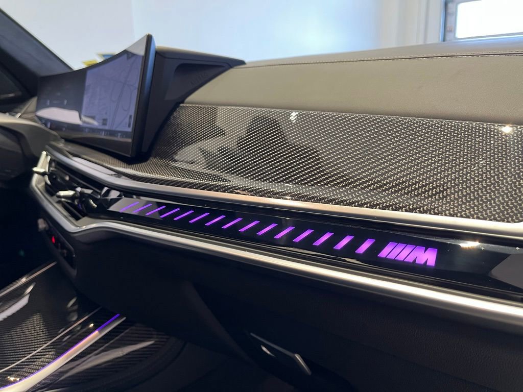 Used 2024 BMW X7 M60i w/ Executive Package AWD/4WD image 43