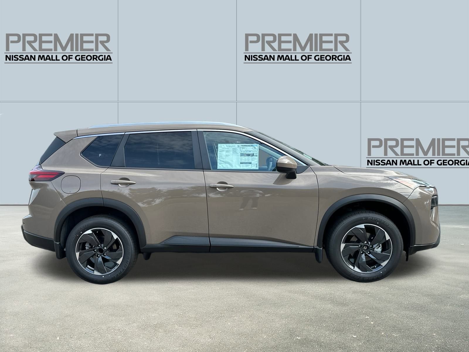 New 2025 Nissan Rogue SV w/ SV Premium Package image 4