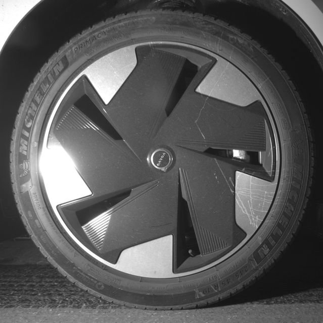 Certified 2025 Volvo EX30 Plus image 38