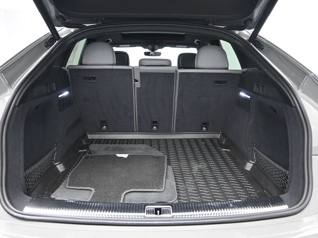 Used 2021 Audi SQ5 Prestige image 31