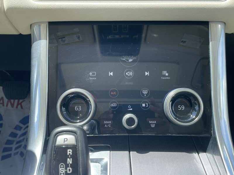 Used 2019 Land Rover Range Rover Sport HSE image 19