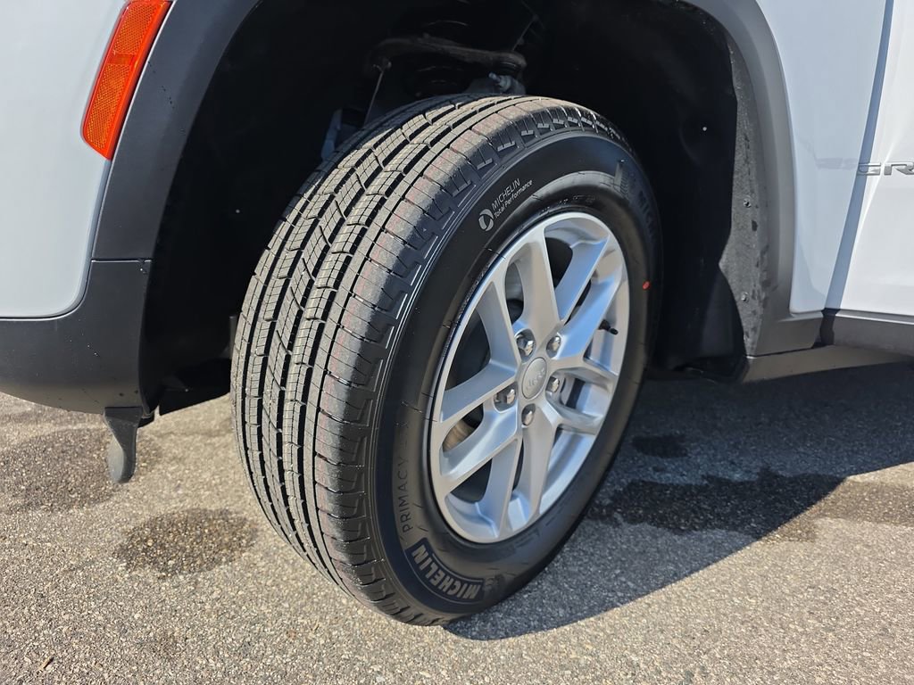 New 2026 Jeep Grand Cherokee Laredo X image 32