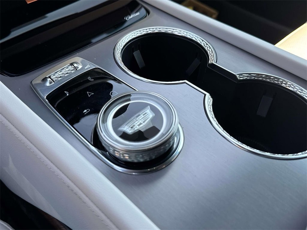 New 2026 Cadillac Vistiq Sport w/ LPO, Floor Liner Package image 12