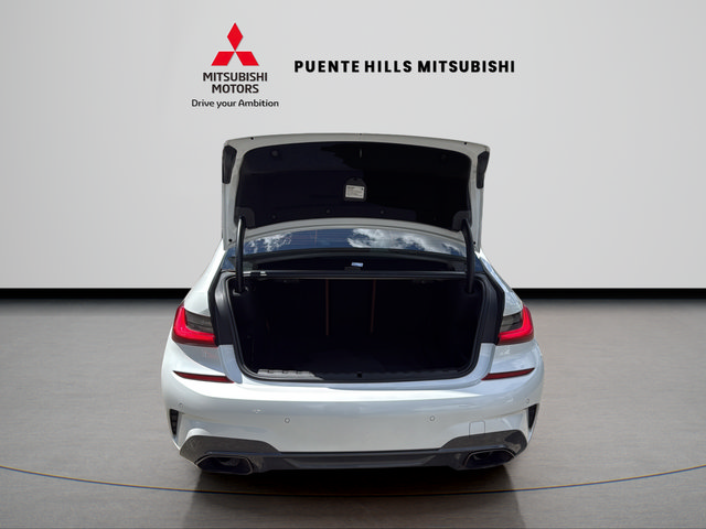 Used 2021 BMW M340i RWD image 9