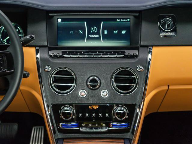 Used 2024 Rolls-Royce Cullinan AWD/4WD image 25