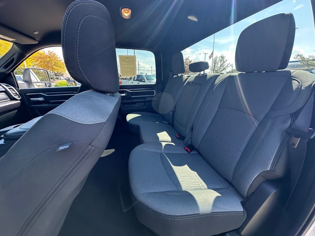 Used 2024 RAM 3500 Big Horn image 27