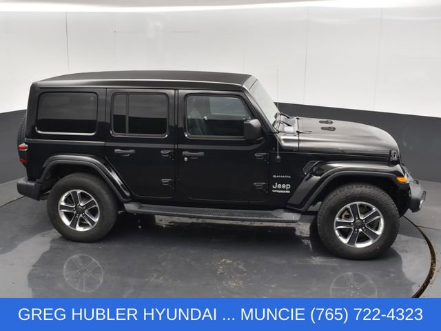 Used 2019 Jeep Wrangler Unlimited Sahara AWD/4WD image 29