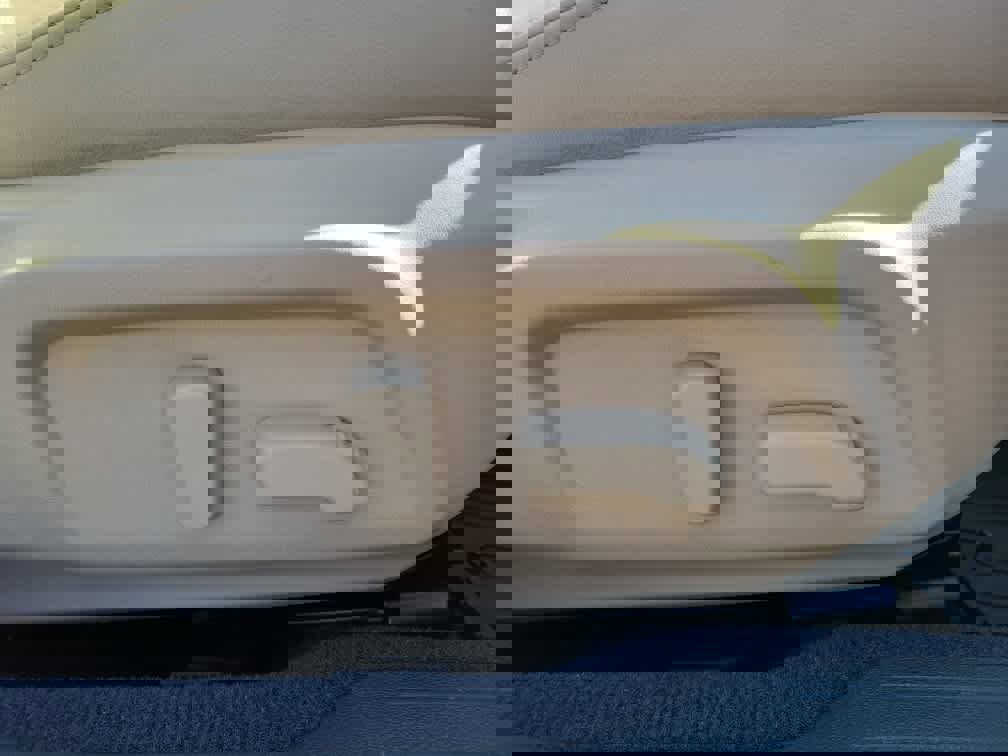 Used 2018 Subaru Legacy 2.5i Limited AWD/4WD image 31