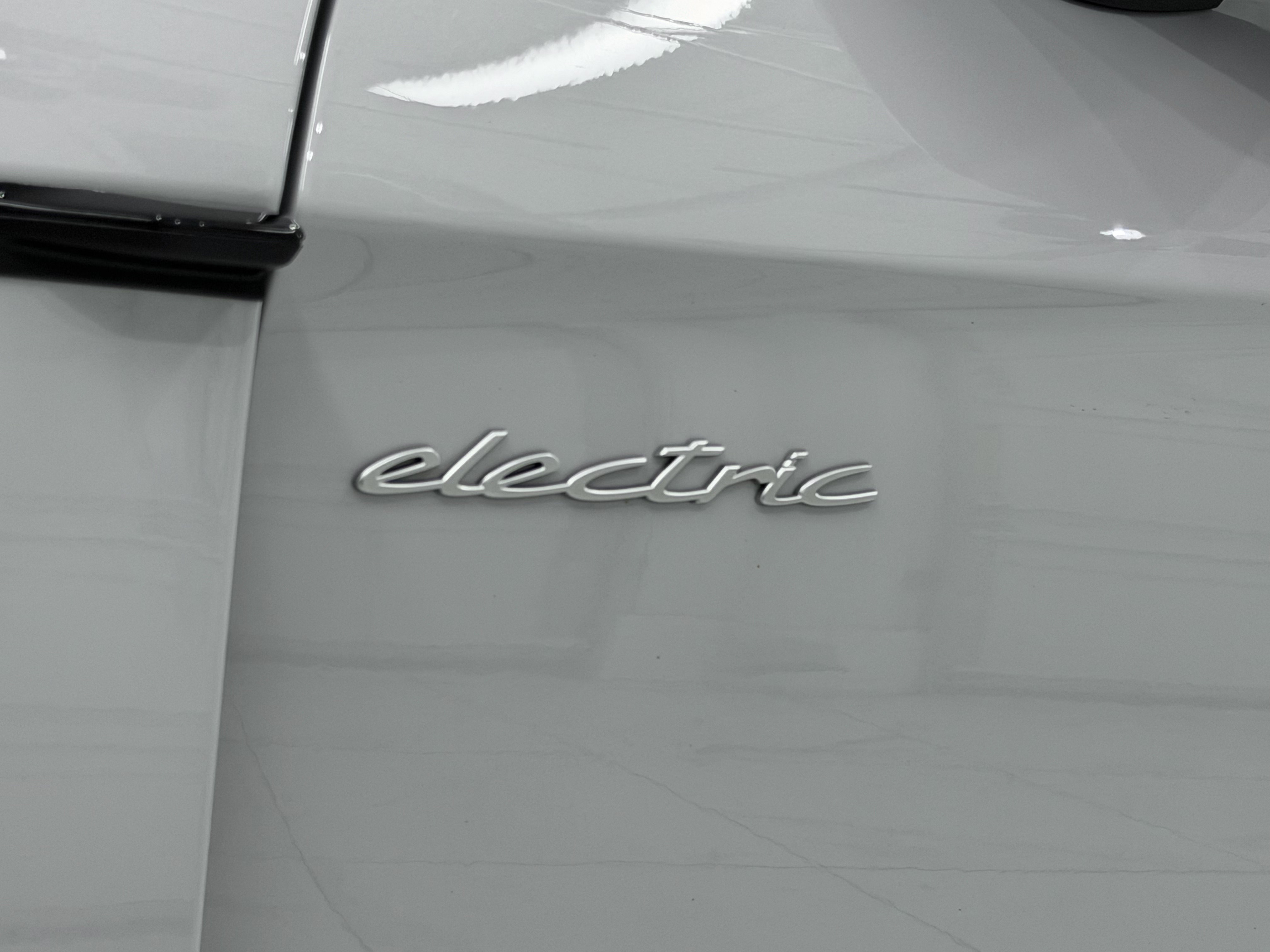 Certified 2025 Porsche Taycan RWD image 68