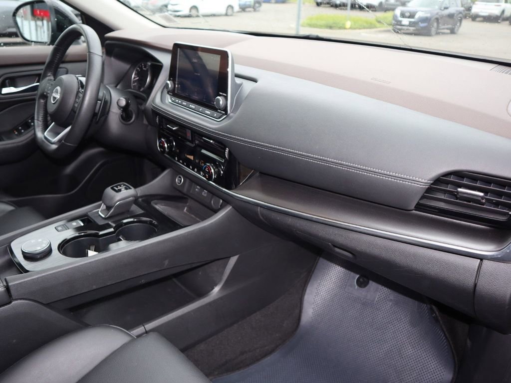 Certified 2022 Nissan Rogue SV w/ SV Premium Package image 25