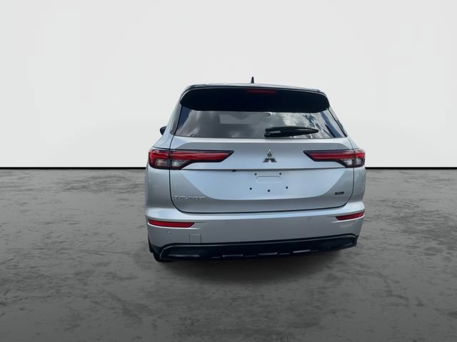 Used 2023 Mitsubishi Outlander SEL FWD image 6