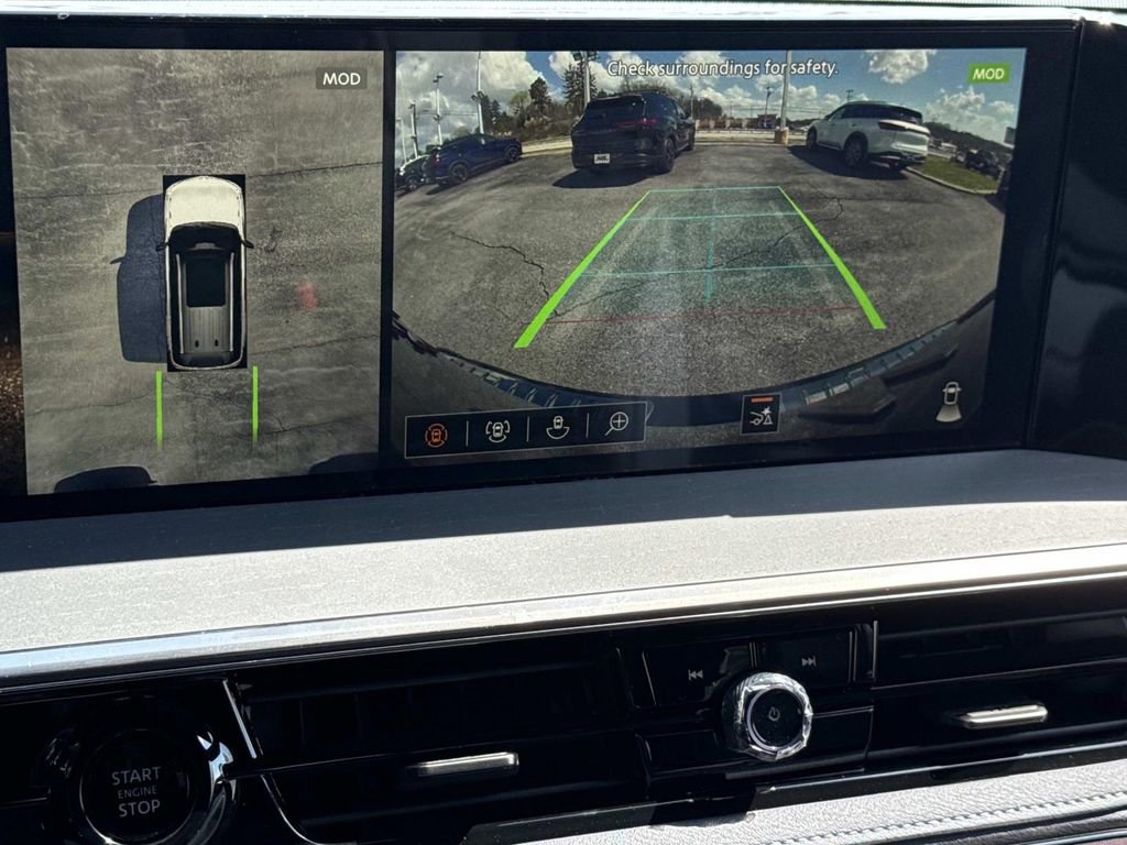 New 2026 INFINITI QX80 4WD image 4