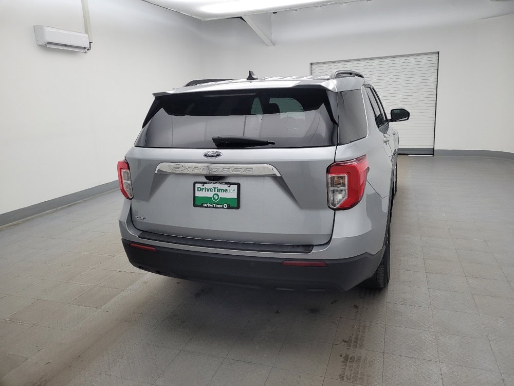 Used 2022 Ford Explorer XLT RWD image 7