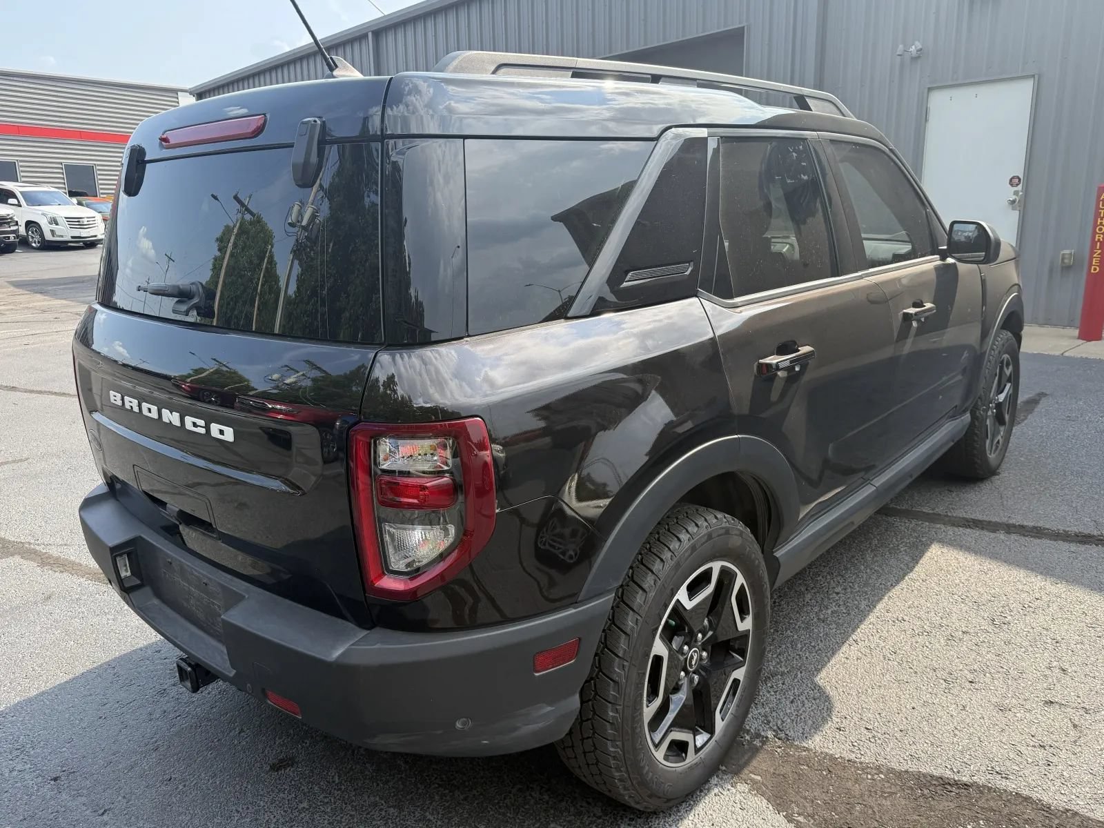 Used 2021 Ford Bronco Sport Outer Banks w/ Outer Banks Package (96D) AWD/4WD image 4
