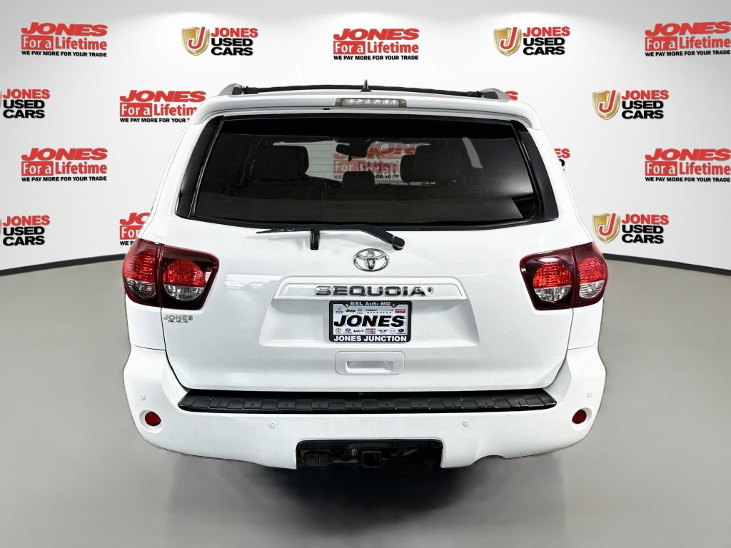 Used 2018 Toyota Sequoia SR5 w/ Premium Package AWD/4WD image 16