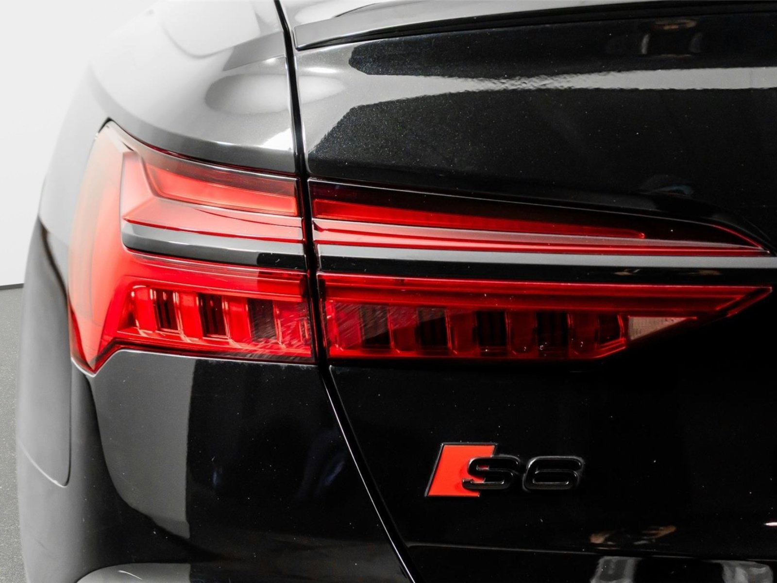 Used 2023 Audi S6 Prestige w/ Prestige Package image 12