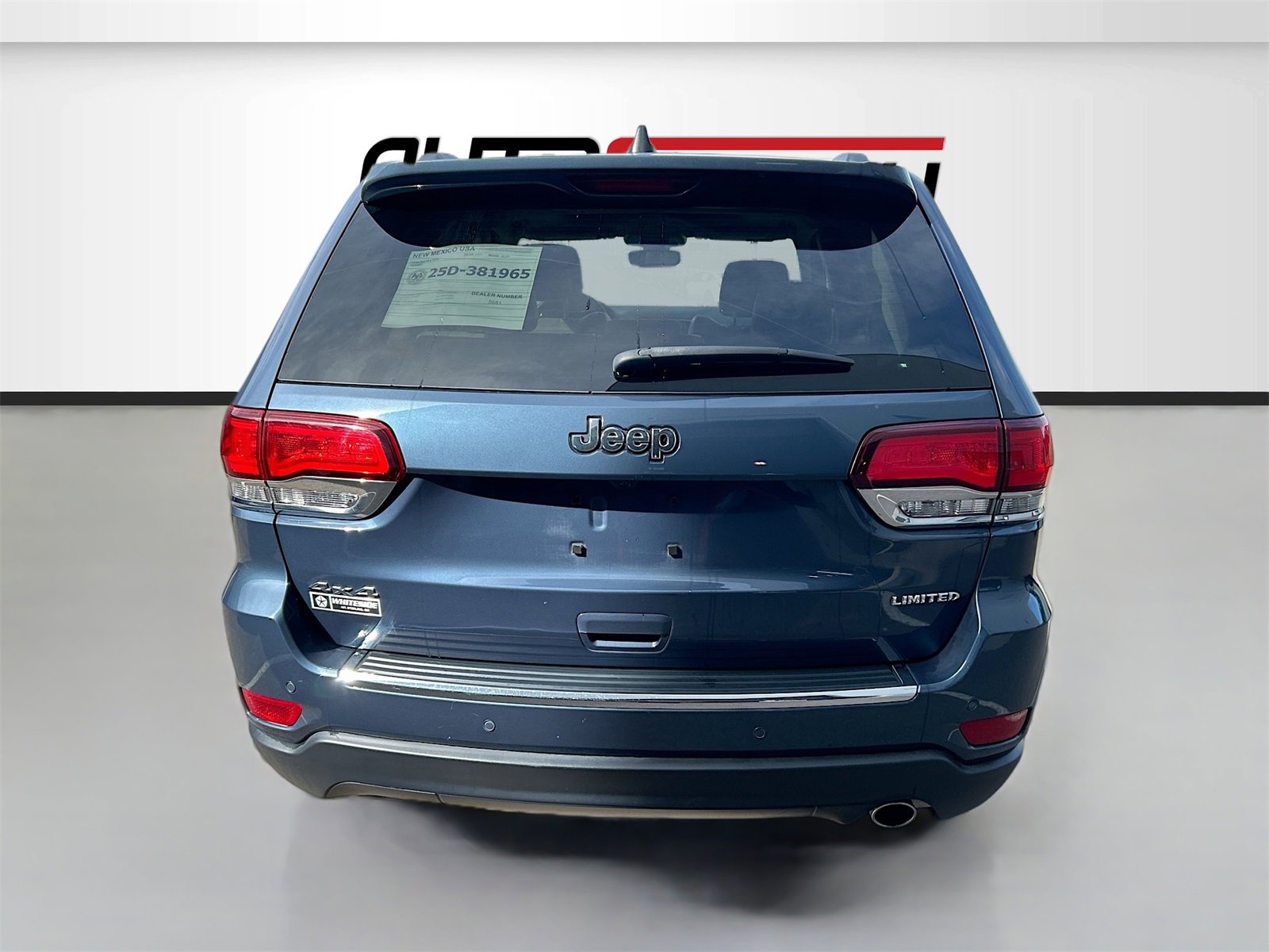 Used 2021 Jeep Grand Cherokee Limited image 6