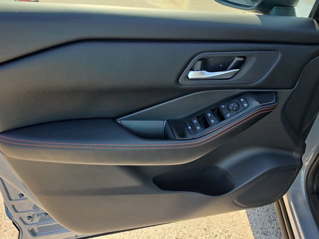 Certified 2025 Nissan Rogue SV AWD/4WD image 18