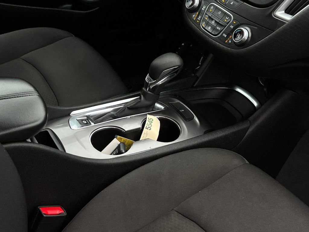 Used 2023 Chevrolet Malibu LT image 12