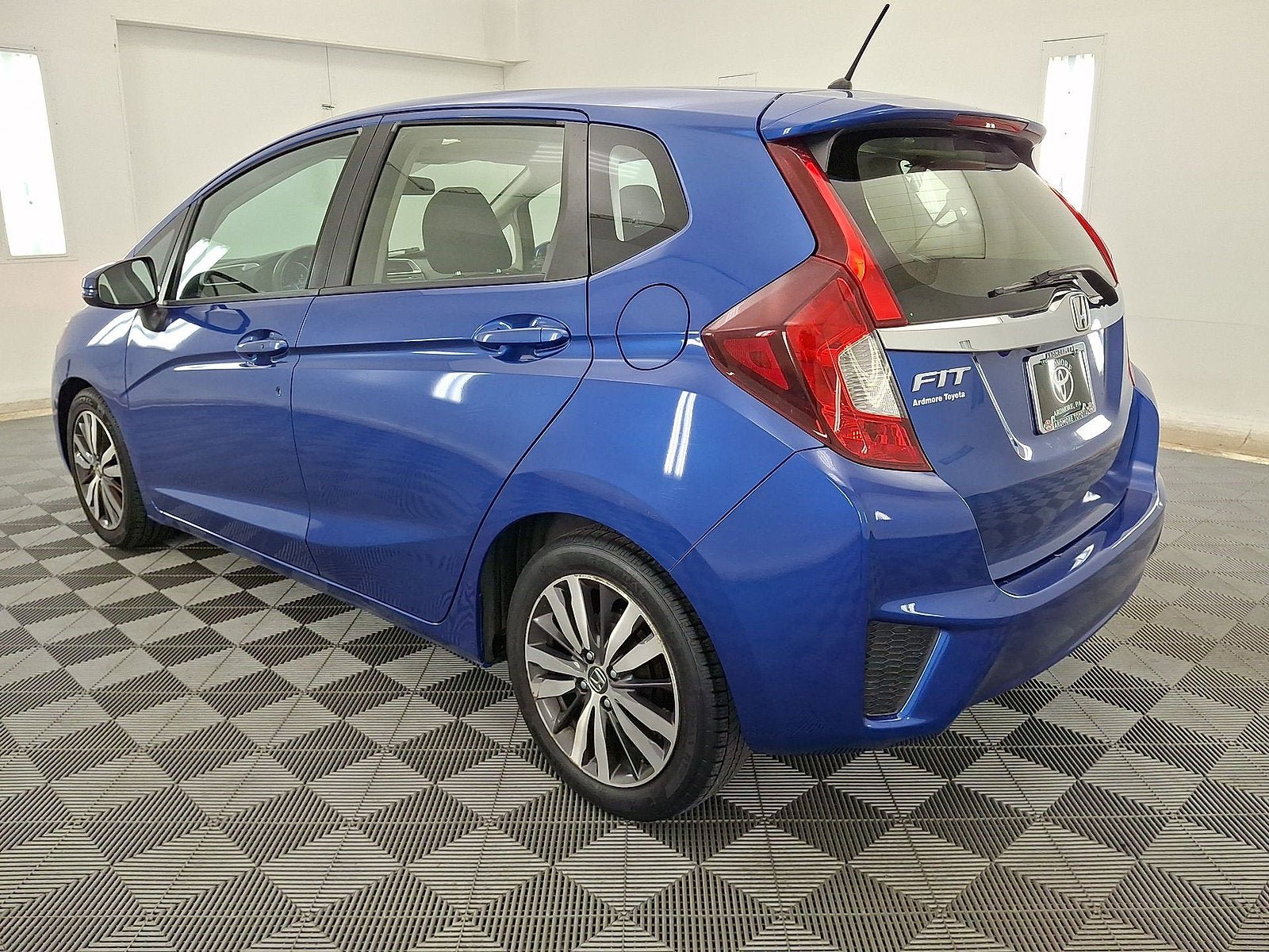 Used 2016 Honda Fit EX image 12