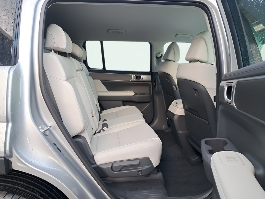 New 2026 Hyundai Santa Fe SEL AWD/4WD image 15